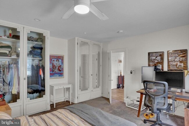 Building Photo - 1201 Penn Ave