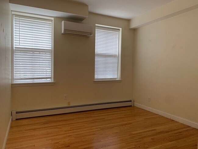 Foto del edificio - 478 Massachusetts Ave