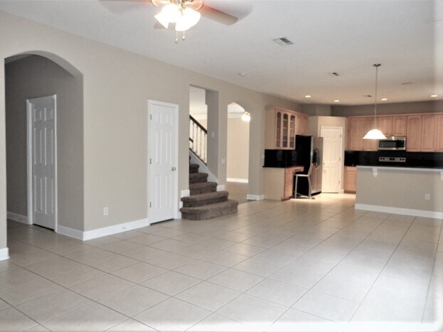 Building Photo - 16241 Nottingham Park Way