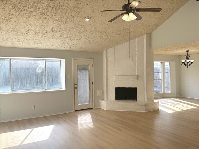 Building Photo - 22119 Eagle Meadow Dr