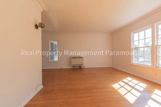 Foto del edificio - 1460 Orange Grove Ave