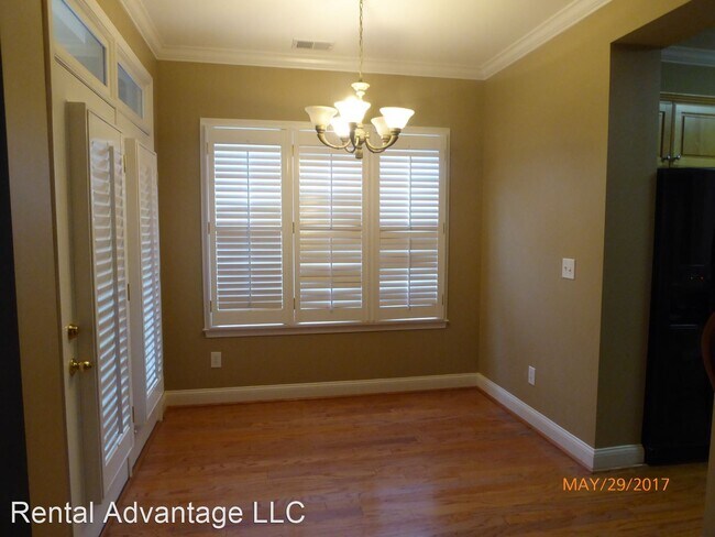 Foto del edificio - 4 br, 3 bath House - 4129 Alston Ln