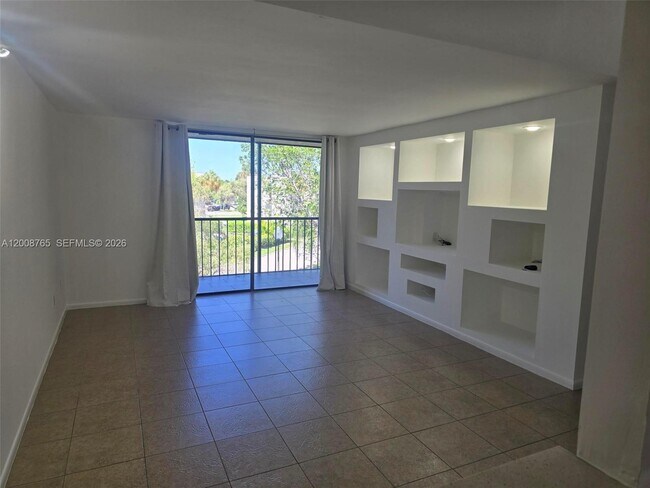 Foto del edificio - 8045 SW 107th Ave