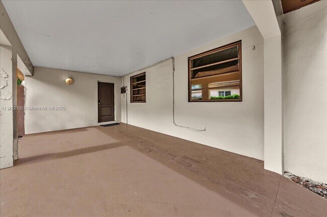 Foto del edificio - 6221 SW 35th St