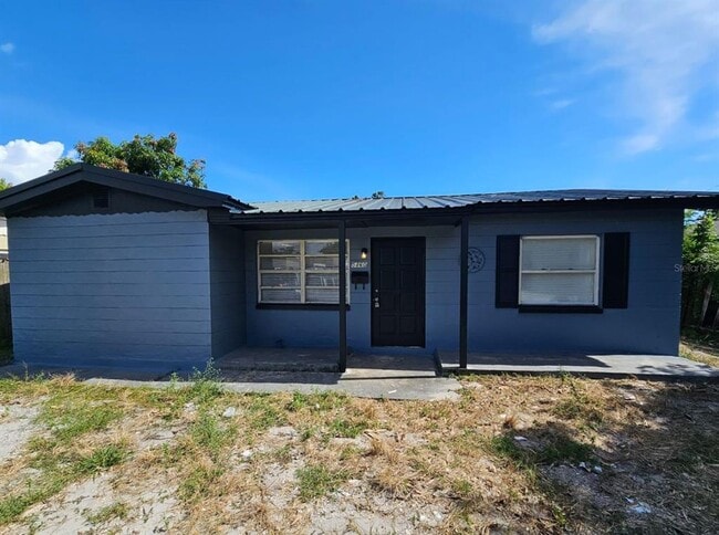 Building Photo - 5860 70th Ave N
