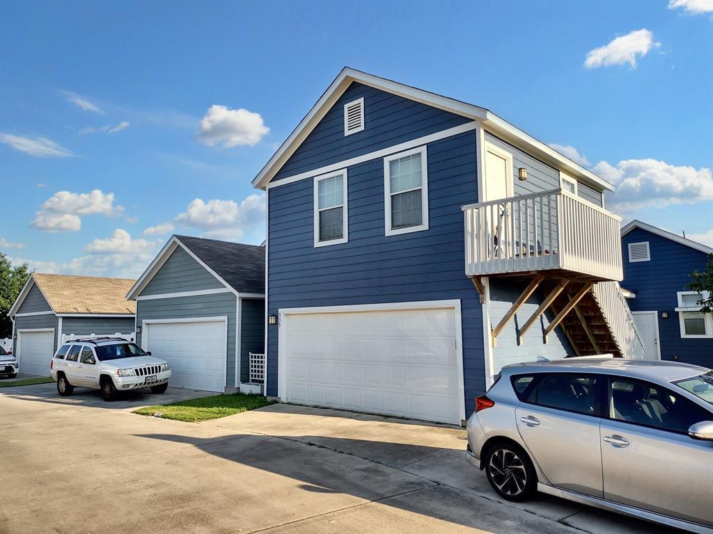 Foto del edificio - 335 Rachel St