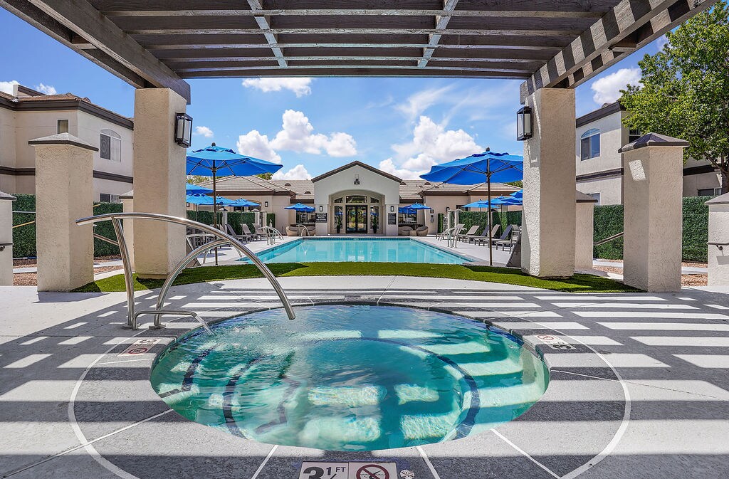 Foto principal - Broadstone Heights