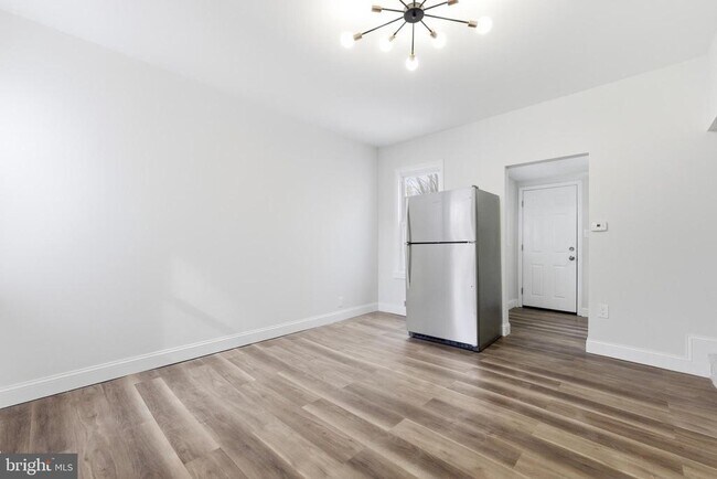 Foto del edificio - 923 Ridgeway St