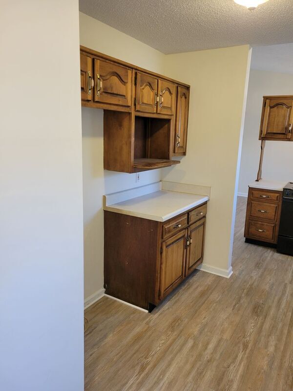 Building Photo - 7115 Bonny Oaks Dr