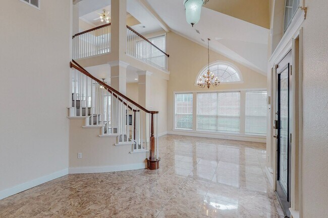 Building Photo - Coming Mid-July! 3 Bedroom, 2.5 Bath Grand...