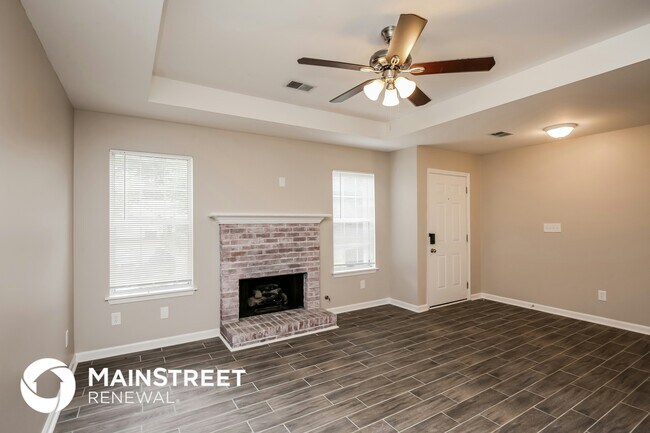 Foto del edificio - 6885 Bannister Park Ln