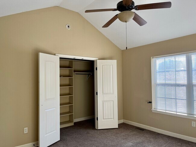 dormitorio - 13756 Post Oak Ln