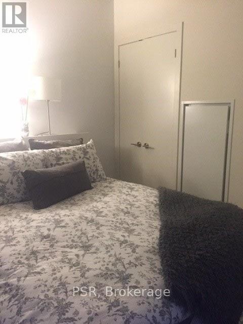 Photo du bâtiment - 95 Bathurst St