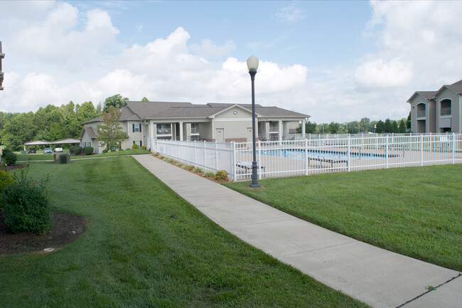 Building Photo - Griffin Gate Apartments