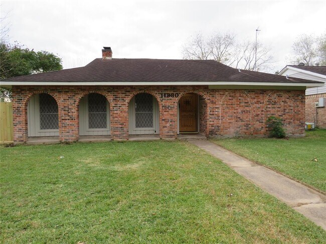 Building Photo - 11330 Sagetrail Dr