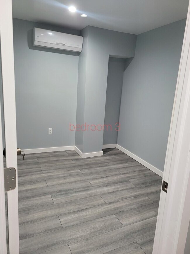 Bedroom 2 - 644 Kosciuszko St