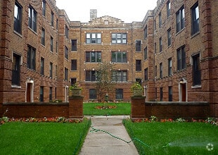 Building Photo - 3511 N Racine Ave