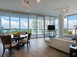Building Photo - 100 South Pointe Dr