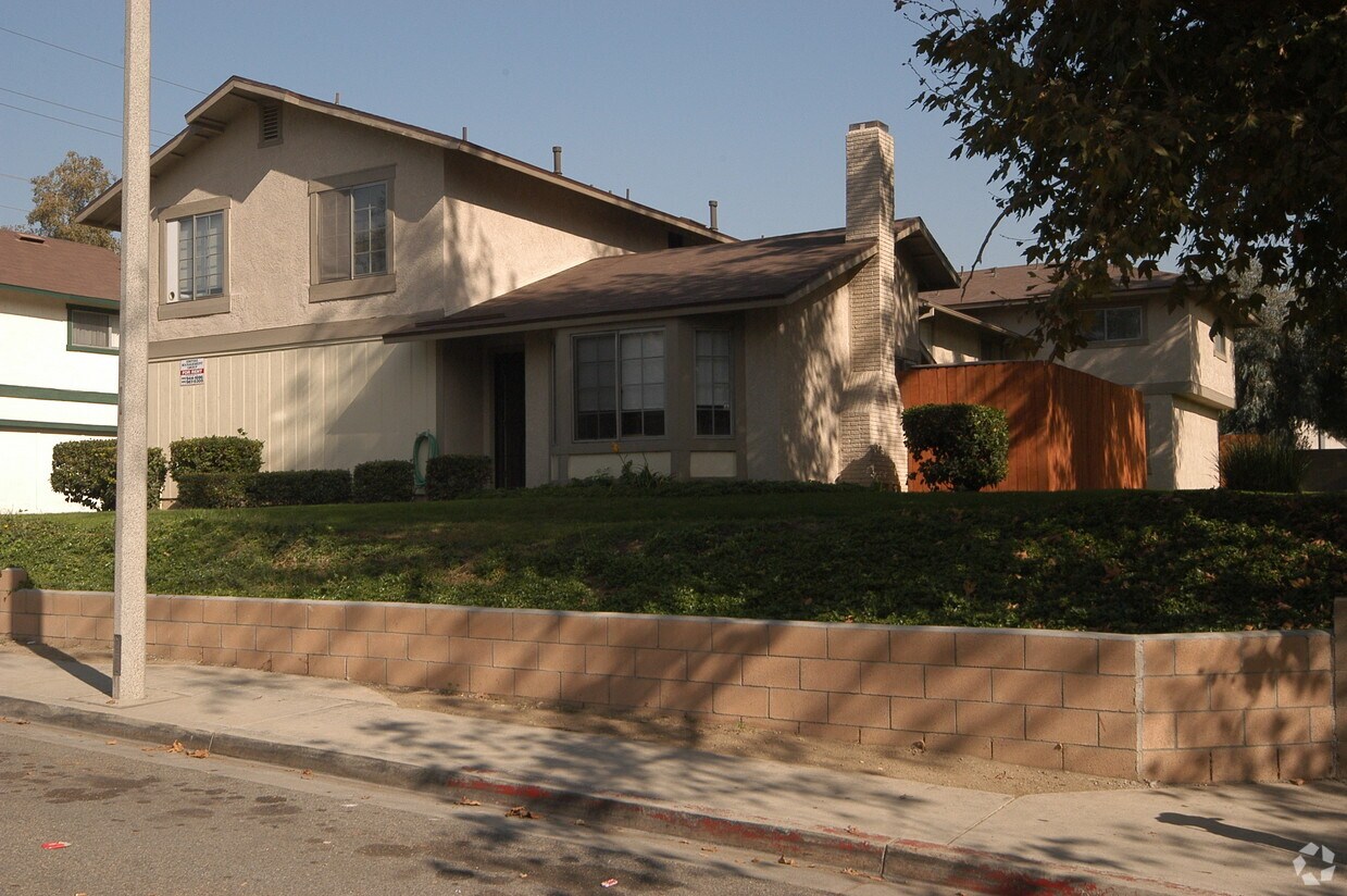 Foto del edificio - 218 Grayson Way