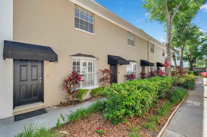 Foto principal - 409 S Audubon Ave