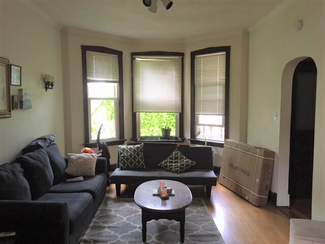 Foto del edificio - 1911 W Eddy St