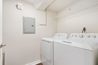 Interior Photo - Barclay Square at Princeton Forrestal