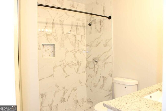 Foto del edificio - 1010 Mariners Ct