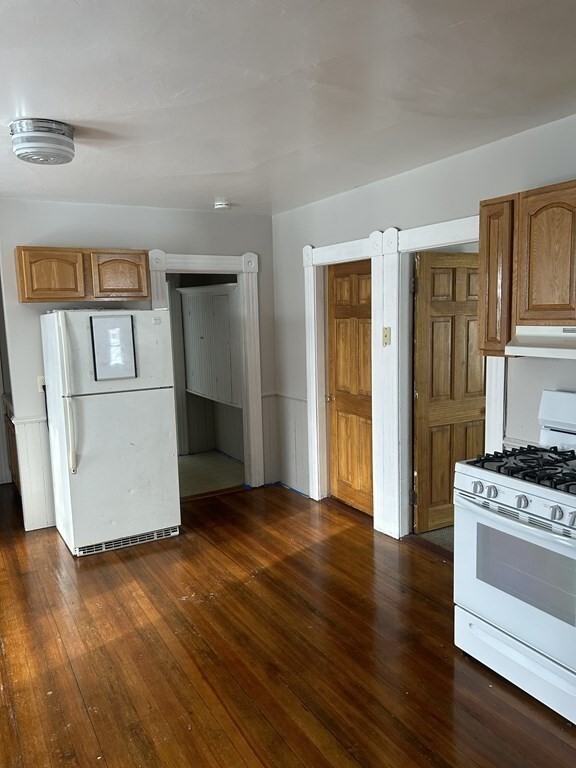 Primary Photo - 105 Washington St