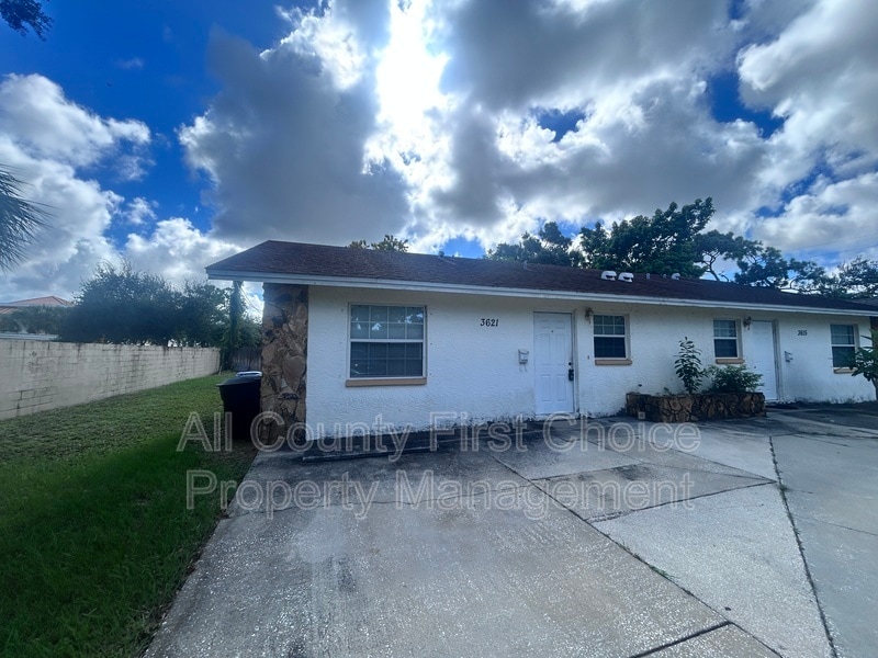 Photo - 3621 35th St N