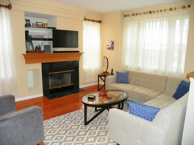 Foto del edificio - 111 Tanglewood Dr