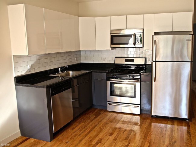 Foto del edificio - 1103 Willoughby Ave