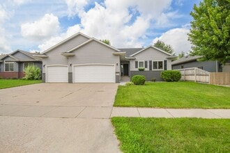 Building Photo - 5109 Manchester Ct