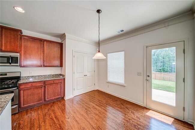 Foto del edificio - 129 Stonewood Creek Ct