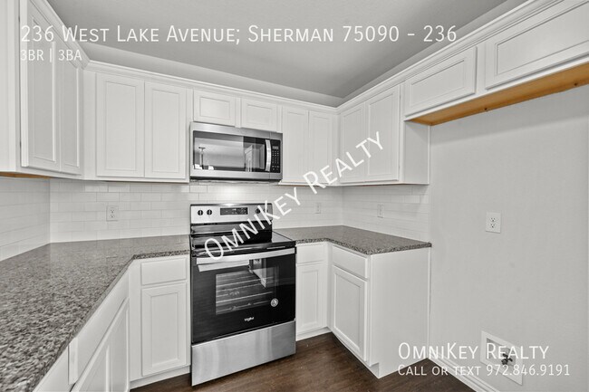 Foto del edificio - 236 W Lake Ave