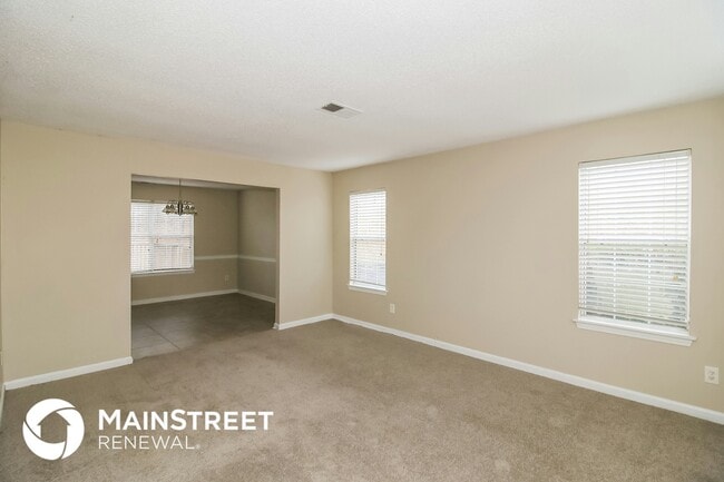 Foto del edificio - 6129 Pomerania Trail