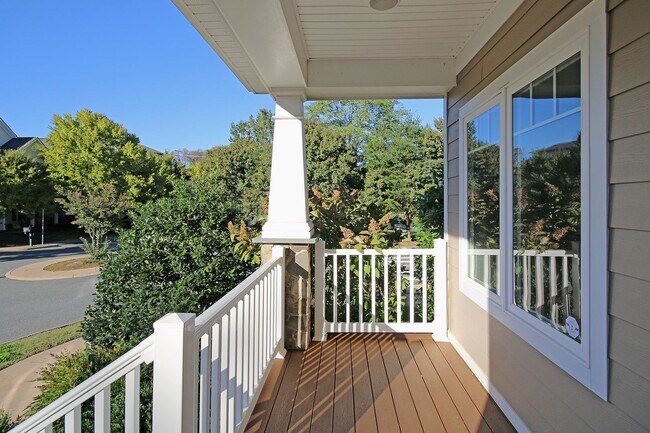 Foto del edificio - Spacious Downtown Home Convenient to UVA Medical Center