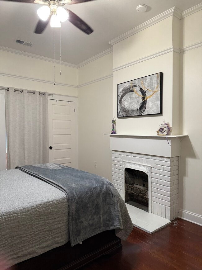 Building Photo - 504 S Murat St