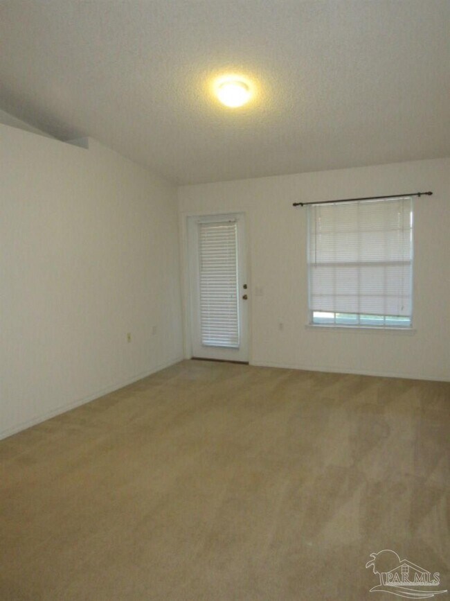 Foto del edificio - 2352 Trailwood Dr