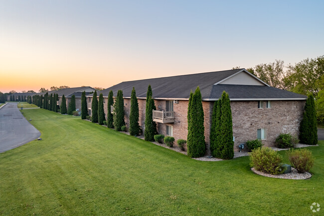 Building Photo - Casaloma Creek Apartments