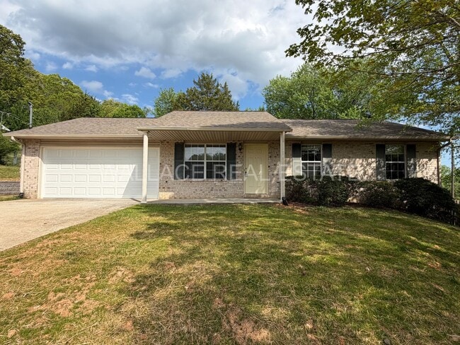 ADORABLE 3 BEDROOM HOUSE IN HALLS!! - ADORABLE 3 BEDROOM HOUSE IN HALLS!!