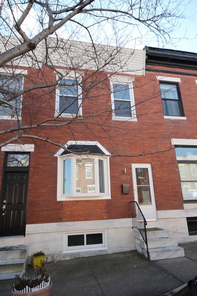 Building Photo - Coming Soon!!  Beautiful, well kept 3 bedr...