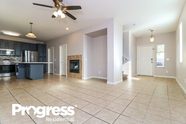 Building Photo - 17603 W Lisbon Ln