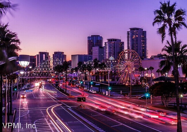 Building Photo - 6974-6976 Long Beach Blvd
