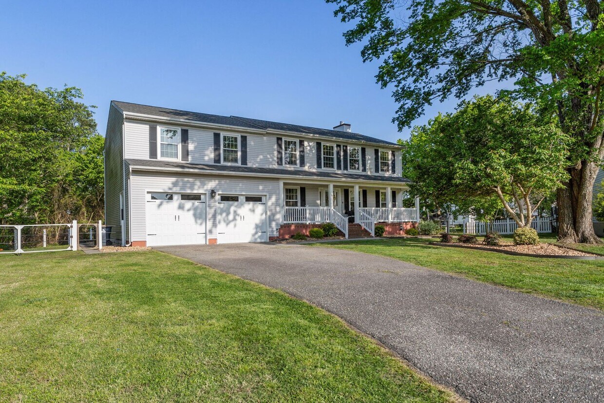 Primary Photo - 19 Pine Street, Poquoson, Va, 23662
