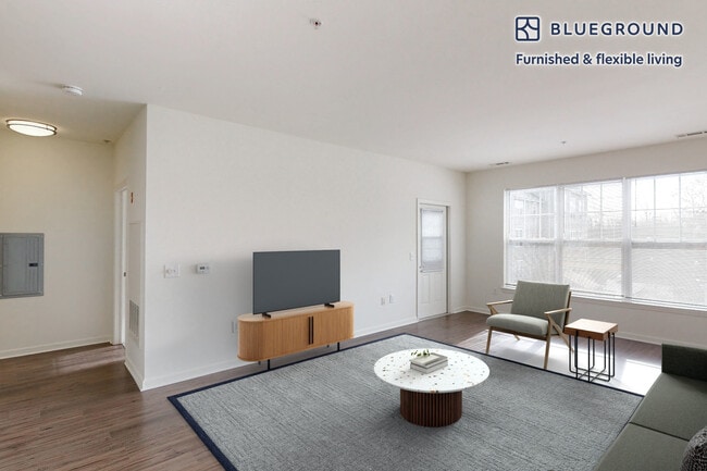 Building Photo - 14000 Avalon Dr