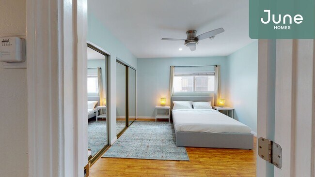 Building Photo - ROOM ONLY in 3-bed/1.5-bath Home