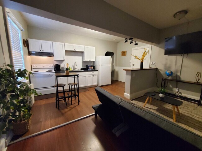 Foto del edificio - 196 Magnolia St