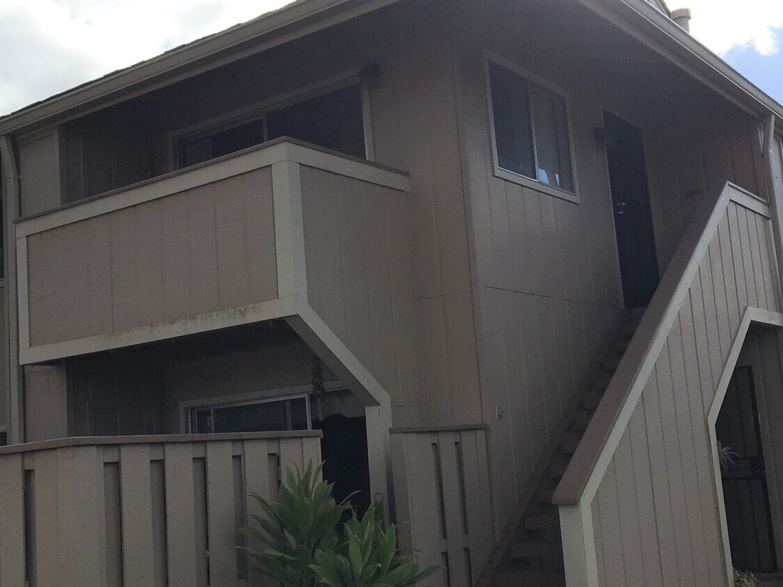9410631063 Kaukahi Pl, Waipahu, HI 96797 House Rental in Waipahu