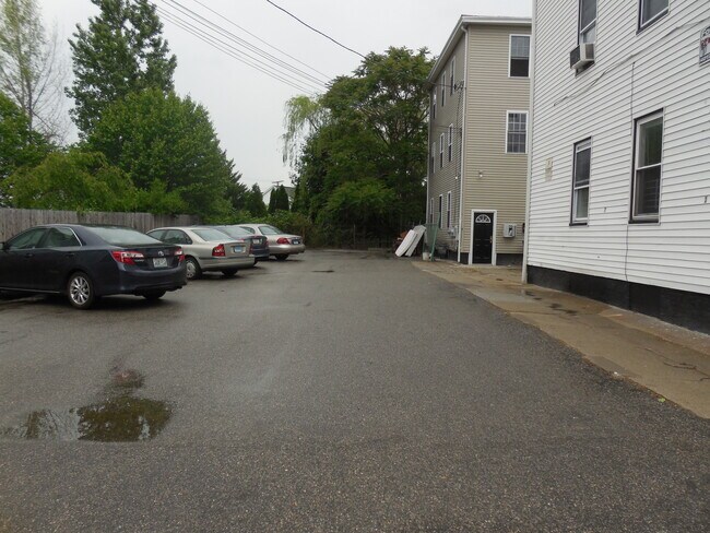 Building Photo - 132 De Pasquale Ave