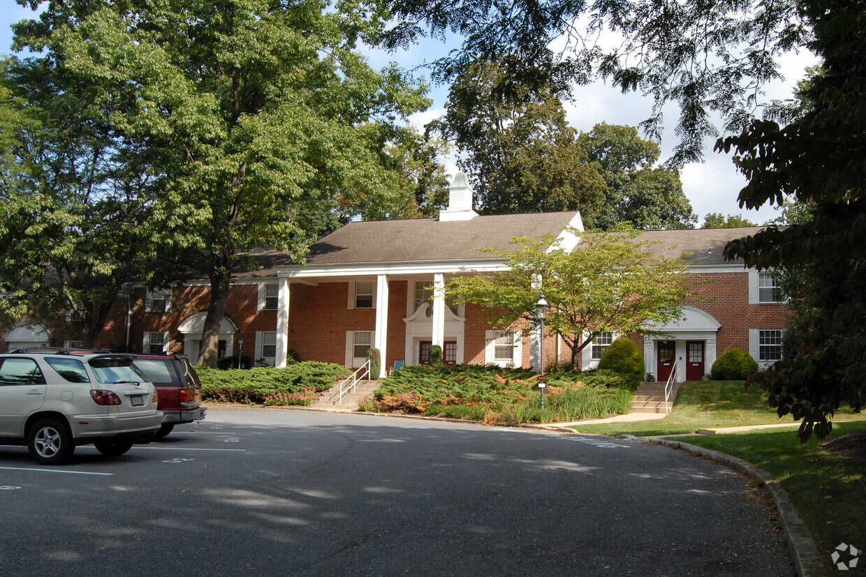 202 206 N President Ave Apartments in Lancaster, PA